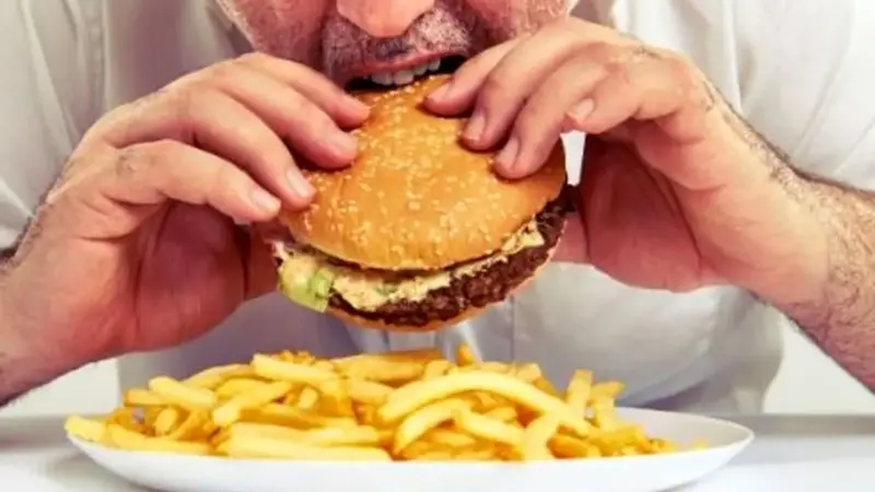 راز هوس‌های غذایی؛ چرا مقابل شکلات و بسته‌بندی‌های رنگارنگ تسلیم می‌شویم؟