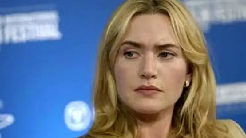 رز فیلم تایتانیک در نیویورک با فرزندش؛ تصویری از کیت وینسلت در سال 1384!