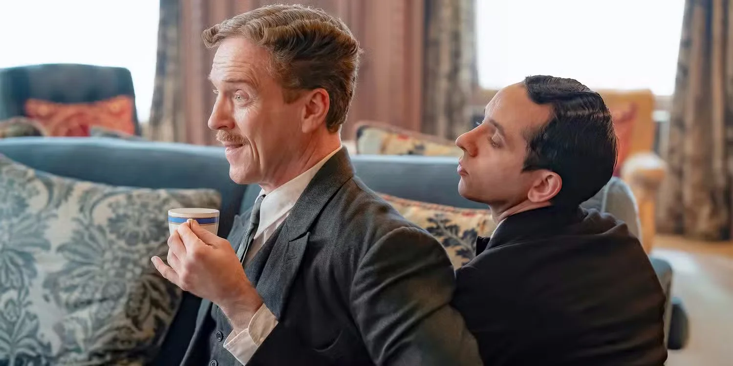 نقد فیلم Fackham Hall | نه کمدی، نه سرگرمی و نه سینما | گیمفا