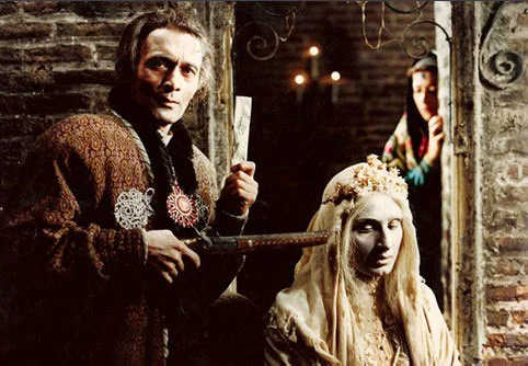 یک فهرست از فیلمهای ایرانی که در ژانر وحشت ساخته شدهاند یک فهرست از فیلمهای ایرانی که در ژانر وحشت ساخته شدهاند