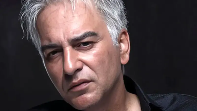 حمیدرضا آذرنگ با پیامی تند به دعوت جشنواره تئاتر فجر پاسخ داد؛ چرا سوگ مردم نادیده گرفته می‌شود؟