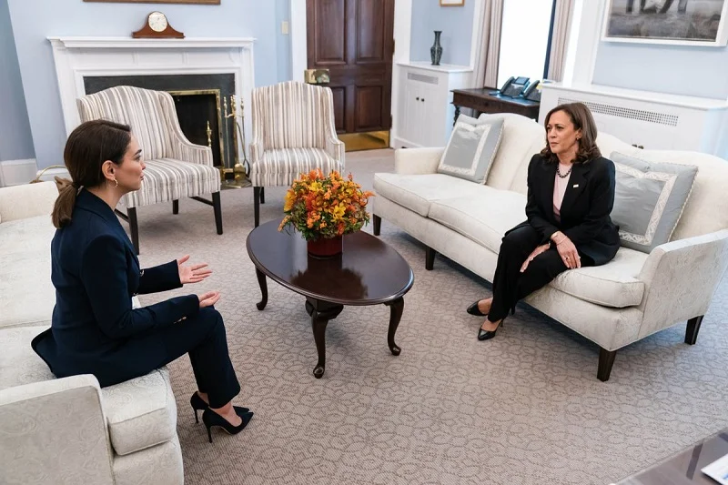 نازنین بنیادی و کامالا هریس