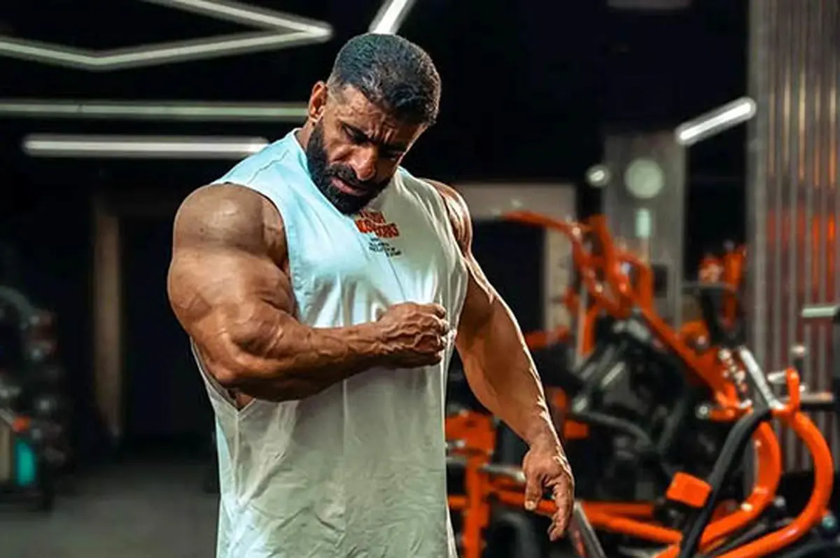 رقص جنجالی هادی چوپان در تلویزیون؛ پایان دوران قهرمانی؟ - اخبار