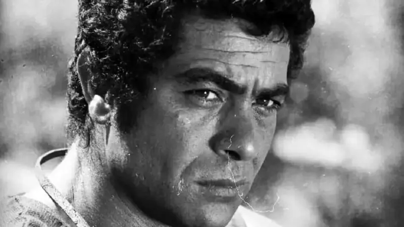 دیدار احساسی بهروز وثوقی با پدر پس از ۲۰ سال؛ تصویری که دل‌ها را لرزاند