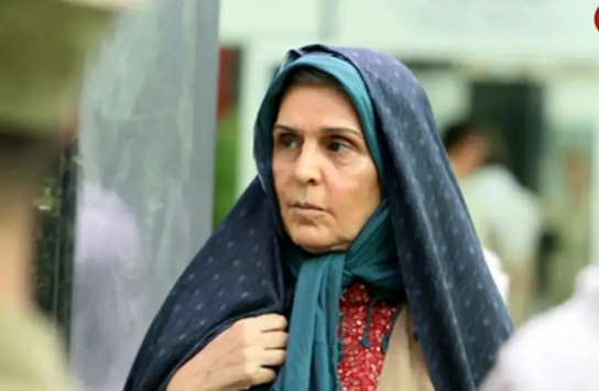 عکس| چهره دیده‌نشده آهو خردمند در دهه ۵۰؛ سفری جذاب به جوانی خانم بازیگر - تصویر شاخص