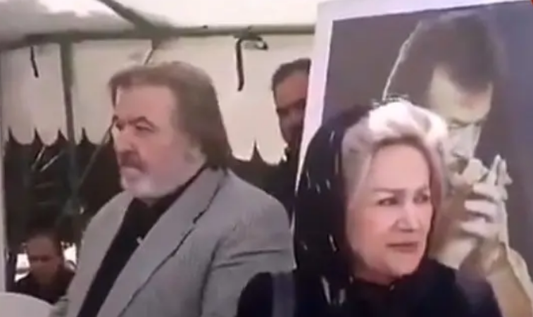 تصویری نایاب از تهمینه اطمینان مقدم در مراسم خاکسپاری ایرج قادری؛ بازگشتی به سال 91!