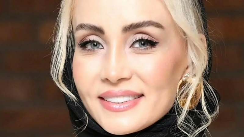 عکس| سفر در زمان؛ چهره حدیث فولادوند 29 ساله با لباس بلوچی/ خانم بازیگر در سال 85 قابل شناسایی نیست