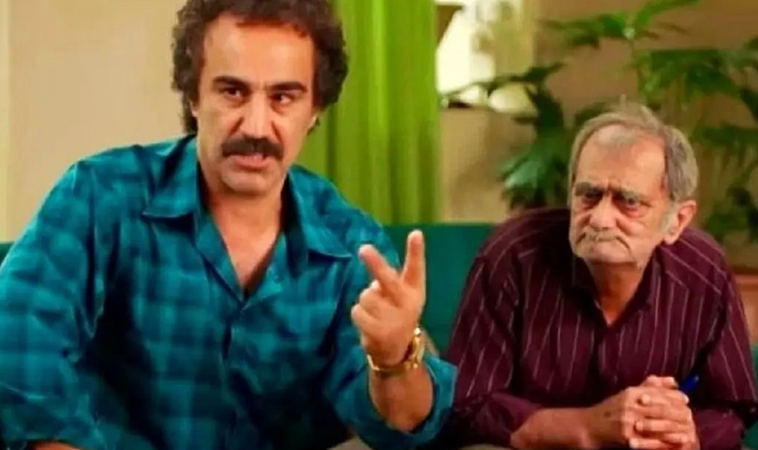 عکس| سفر در زمان؛ تصویری از اشک های «دکتر» سریال پایتخت 7 در حرم امام رضا؛ سال 96