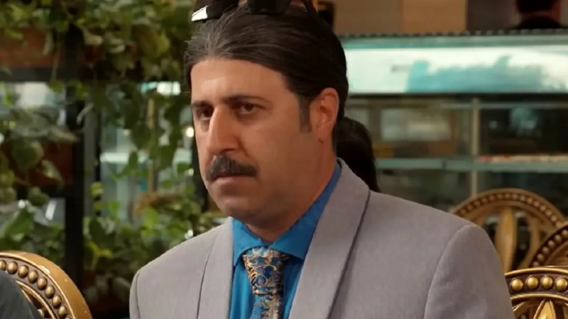 عکس| بازگشت زمان با چهره قدیمی «رحمت» پایتخت در فیلمی از سال 85!