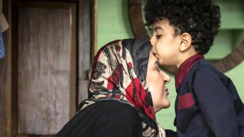 عکس| سفر در زمان؛ «سالار» یک سال بعد سریال پایتخت 7 / تغییر چهره مهدی‌یار کلایی در پشت صحنه «سریال مو به مو»