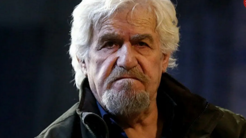 عکس| سفر در زمان؛ چهرۀ «عنایت بخشی» در 25 سالگی در  سال 49/ اقای بازیگر در جوانی چقدر جذاب بود