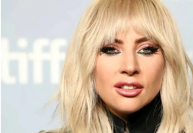 سفر جادویی لیدی گاگا به گذشته در قلب نیویورک؛ تصویری نادر از سال 1388!