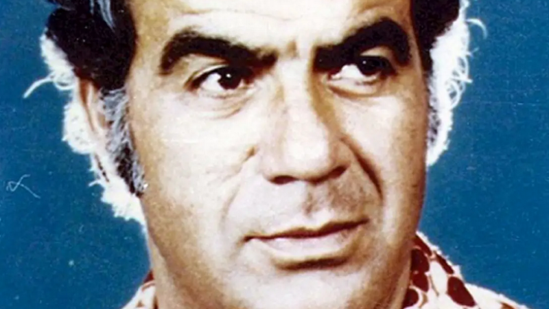 تصویر نادر ناصر ملک مطیعی در لباس ارتش؛ سفر به سال ۵۶ با چهره‌ای متفاوت!