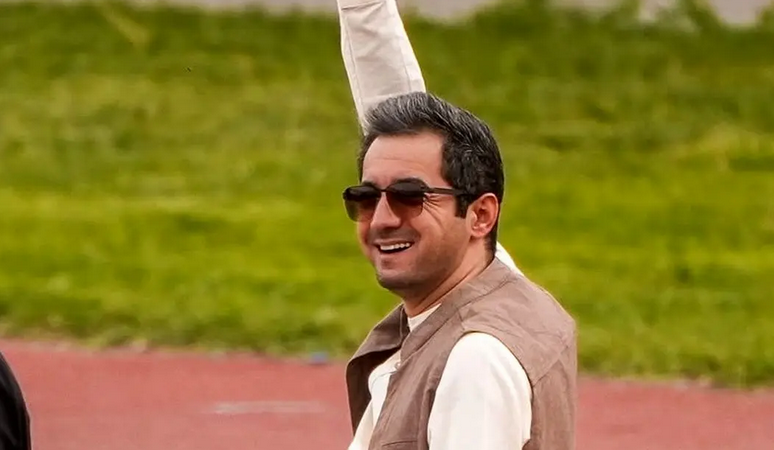 عکس| سفر در زمان ؛ نجم‌الدین شریعتی و پسرش در کربلای تابستان ۱۴۰۴