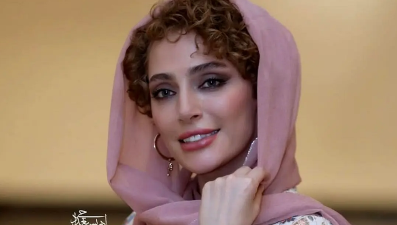 نگین معتضدی در آغوش پدربزرگش؛ خانم بازیگر از کودکی زیبا بود