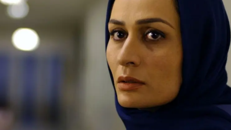 عکس| سفر در زمان؛ چهره متفاوت و جوان پریوش نظریه در فیلم «حقیقت گمشده» سال 86