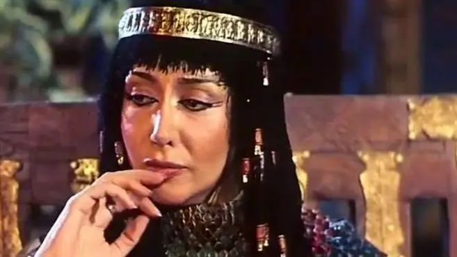 دیدار نادر «کتایون ریاحی و پوری بنایی» پس از دو دهه؛ جذابیت زمان در قاب عکس سال 97!