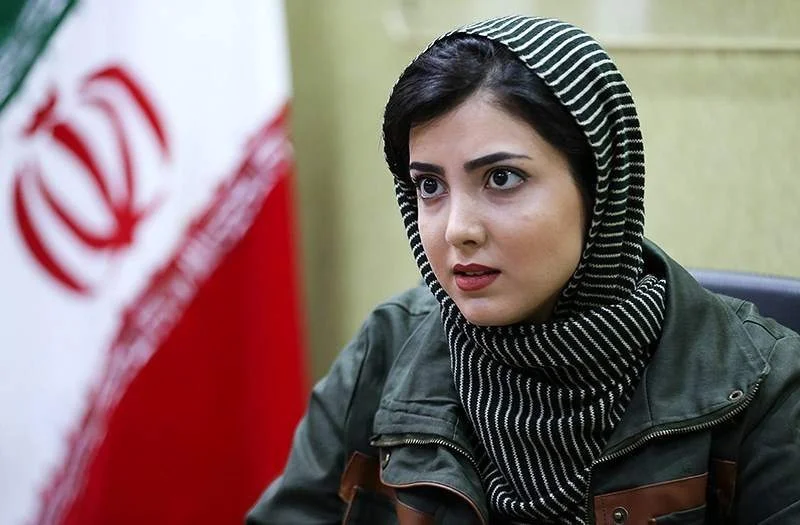 استایل جین زیبا کرمعلی بازیگر محبوب لاتاری؛ چقدر شیک و جذاب - تصویر شاخص