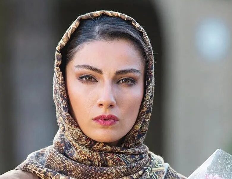 نوشته جنجالی محیا دهقانی در جنگ ایران و آمریکا + متن - تصویر شاخص