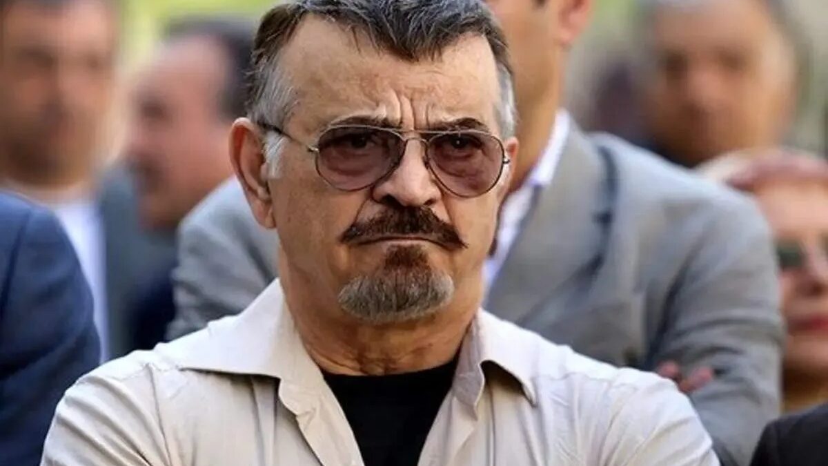 سفر زمان| اصغر کُپک و ناتاشا با قلیان در پشتصحنه سریال خواب و بیدار