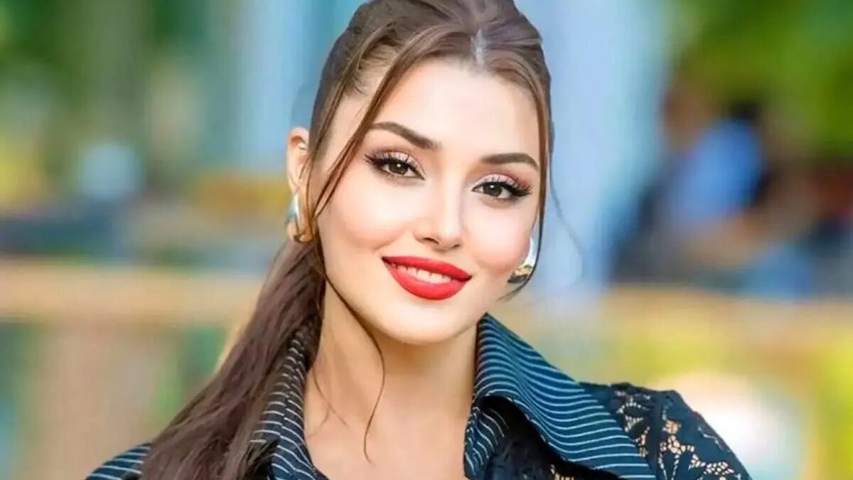 عکس| بیوگرافی و حواشی زندگی هانده ارچل زیباترین زن ترکیه و همسرانش