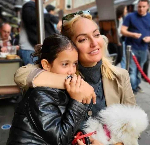 مهناز افشار