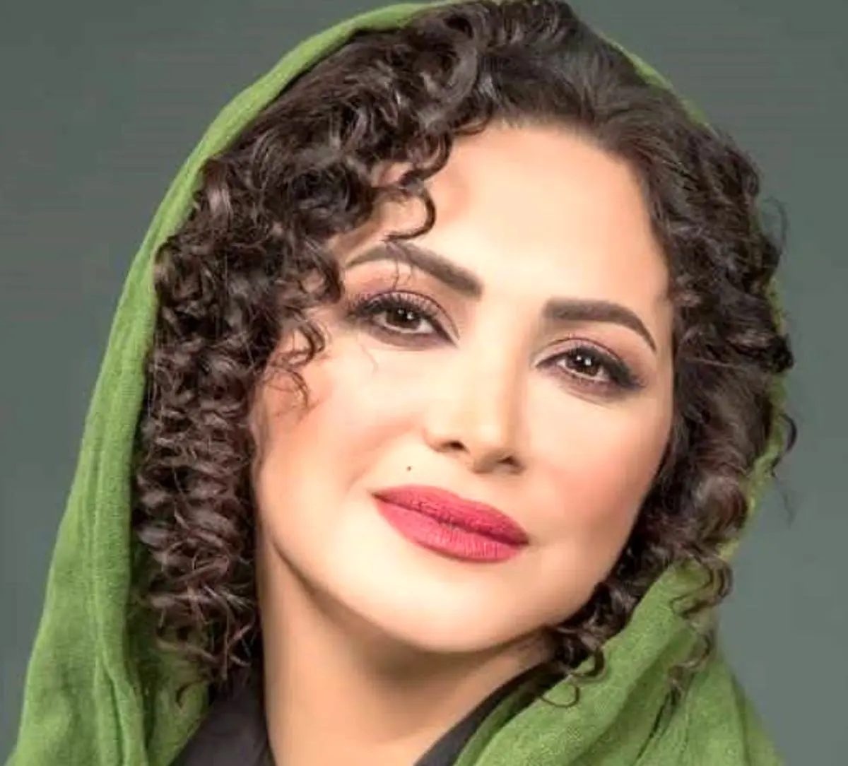 فیلم| دکوراسیون و چیدمان محشر خانه کمند امیر سلیمانی/ خانم بازیگر عجب سلیقه ای دارد - تصویر شاخص