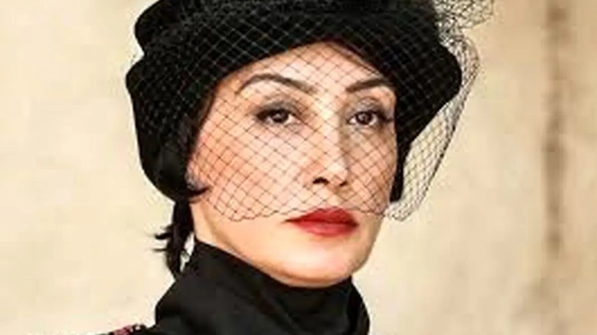 استایل شنبه یکشنبه هدیه تهرانی کنار اصغر فرهادی؛ سال 84