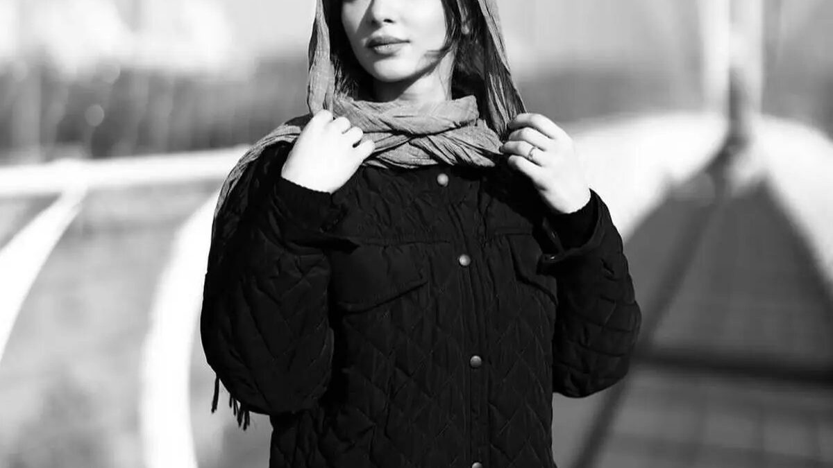 سونیا حسینی سریال پایتخت در کنار ارسطو؛ سلفی زیبا در پشت صحنه