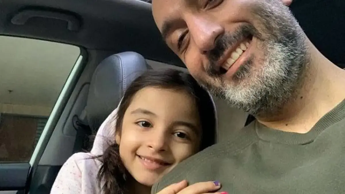 دلنوشته‌ احساسی امیرمهدی ژوله برای دخترش در روزهای جنگ