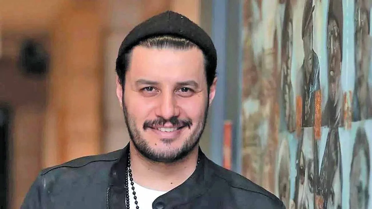 عکس| استایل گنگ و خاص جواد عزتی و محمدحسین مهدویان در جشن تولد الناز ملک - تصویر شاخص