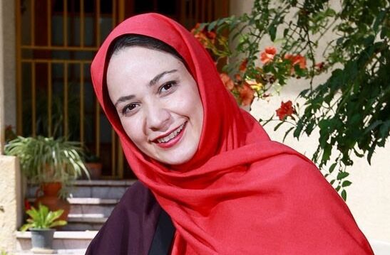 عکس| نسرین نصرتی «فهیمه» سریال پایتخت‌ در آغوش همسر واقعیش - تصویر شاخص