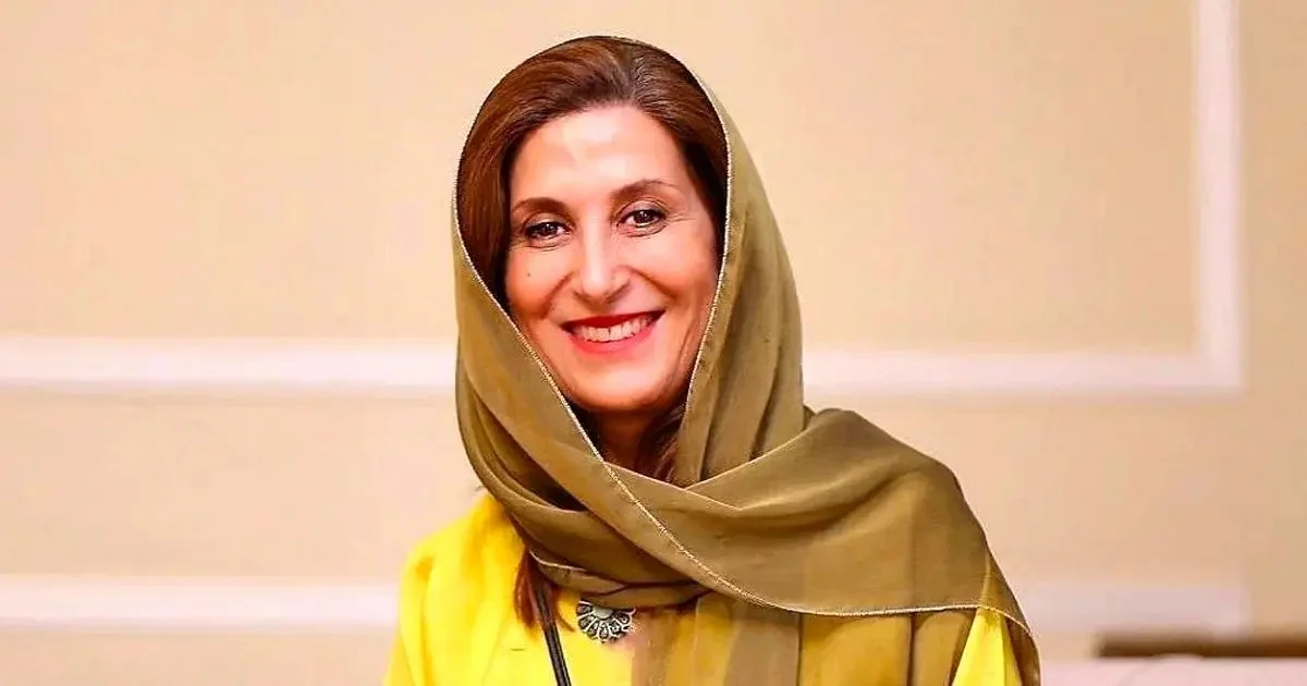 چهرۀ فاطمه معتمدآریا در 30 سالگی در فیلم «ناصرالدین شاه آکتور سینما» - تصویر شاخص