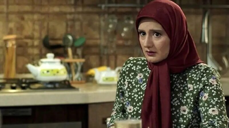 تغییر چهره زهره ساداتی بازیگر گرگ و میش در پاریس؛ موی بلوند و اروپایی خانم بازیگر