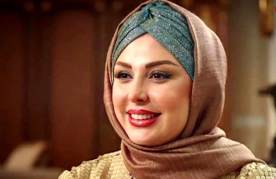 مریم امیرجلالی در عروسی نیوشا ضیغمی؛ لباس عروس خانم بازیگر چقدر شیکه - تصویر شاخص