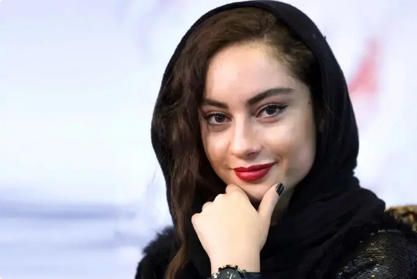 عکس| سفر در زمان؛ «ترلان پروانه» در 8 سالگی و در سومین فیلم اش؛ سال 85/ خانم بازیگر همیشه زیبا بود - تصویر شاخص