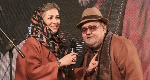 سفر زمان| «اکبر عبدی، ده‌نمکی و امیر نوری» در پشت‌صحنۀ «رسوایی2» - تصویر شاخص