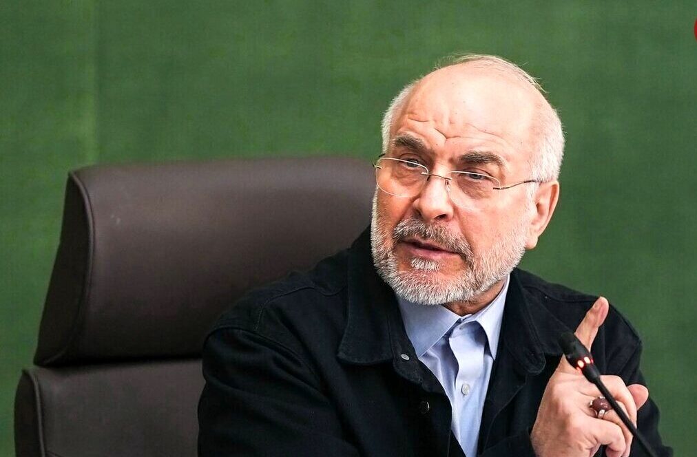 سفر در زمان| «محمدباقر قالیباف» در جوانی و در جبهه؛ دهه 60 - تصویر شاخص