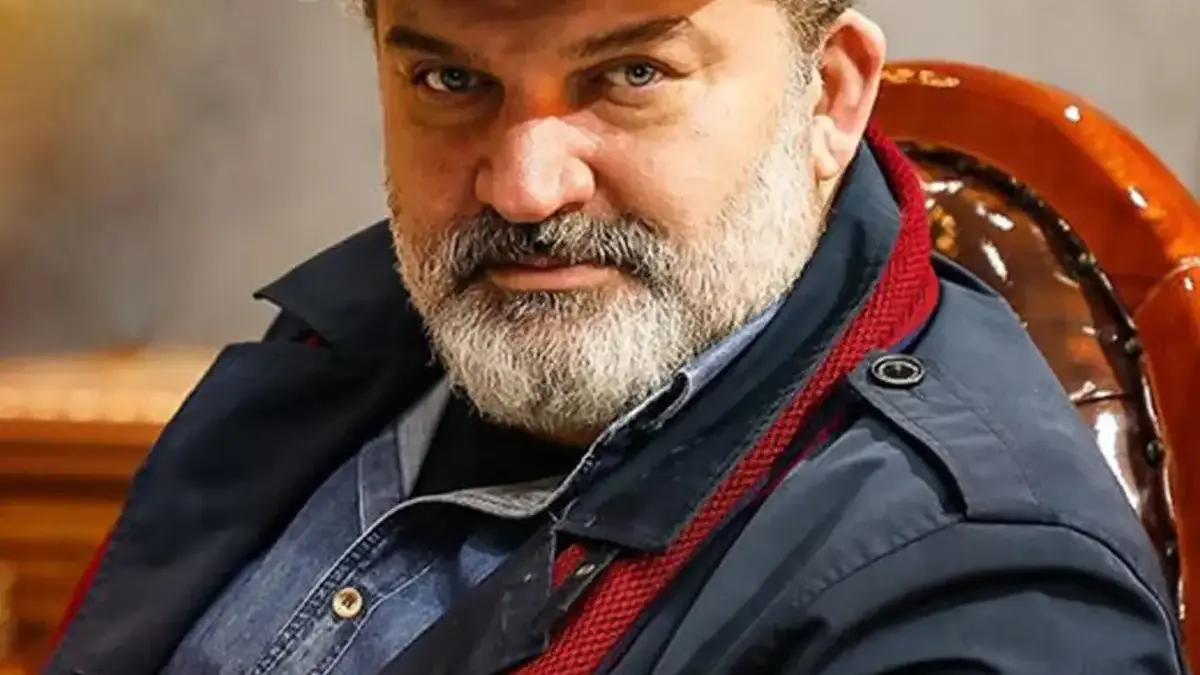 عکس| دختر مو فرفری و بانمک مهدی سلطانی با شباهت صد درصدی به پدرش/ این کودک زیباترین دختر ایران است