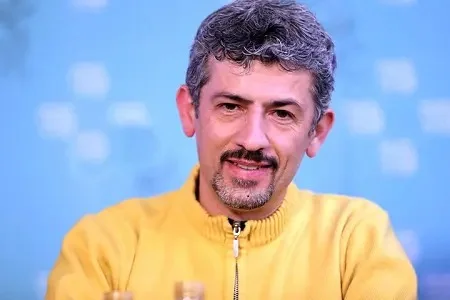 رونمایی از دوقلوهای سیروس همتی بازیگر سریال دلدادگان؛ چه دخترای خوشکلی داره - تصویر شاخص