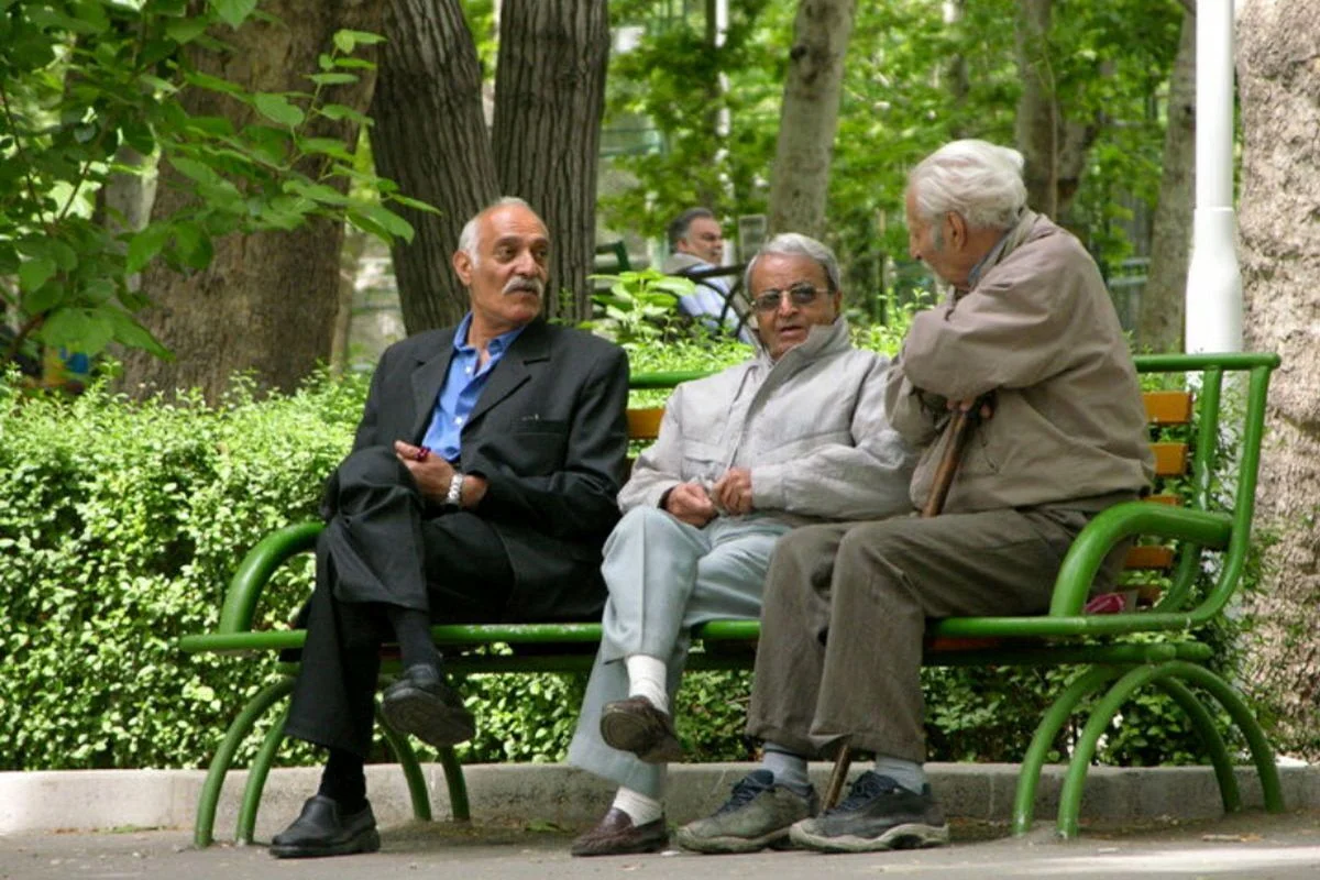 خبر خوش برای بازنشستگان درباره بیمه تکمیلی - تصویر شاخص