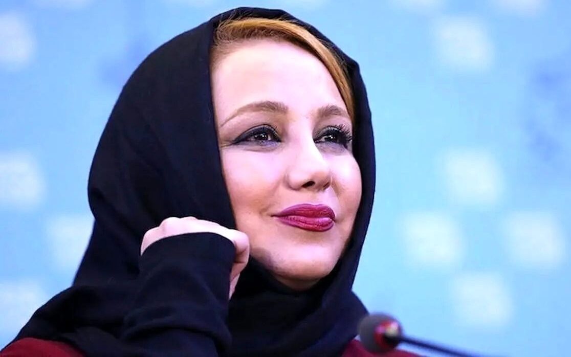 استایل مشکی و جذاب بهنوش بختیاری و رویا نونهالی در سلفی جلب توجه کرد - تصویر شاخص