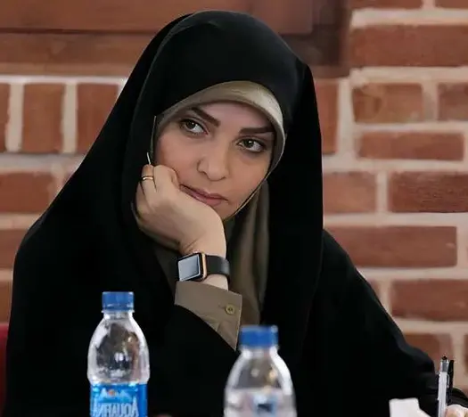 تصاویر| بیوگرافی و حواشی زندگی راحله امینیان (مجری باحجاب صدا و سیما) و همسر معروفش علیرضا کنگرلو - تصویر شاخص