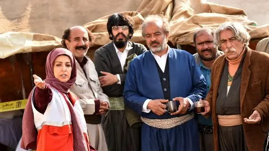 عکس| سیروس سپهری بازیگر  سریال نون خ در کنار دختر زیبایش / کی فکرش را می کرد ادریس نون خ دختر به این بزرگی داشته باشد - تصویر شاخص