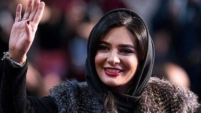 عکس| لیندا کیانی در پاریس / سفر لاکچری  خانم بازیگر و گشت و گذار در موزه لوور - تصویر شاخص