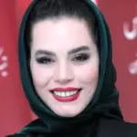 ملیکا شریفی نیا به شایعات رفتن به خارج کشور پاسخ داد!