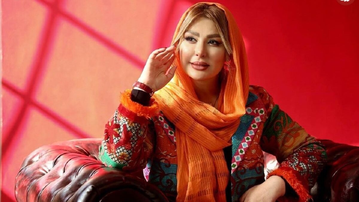 استایل جنجالی نیوشا ضیغمی لب ساحل در حال بازی والیبال جلب توجه کرد!