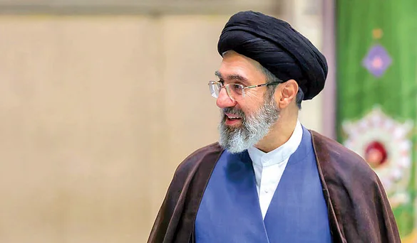 آخرین وضعیت سلامتی سید مجتبی خامنه ای رهبر انقلاب مشخص شد - تصویر شاخص