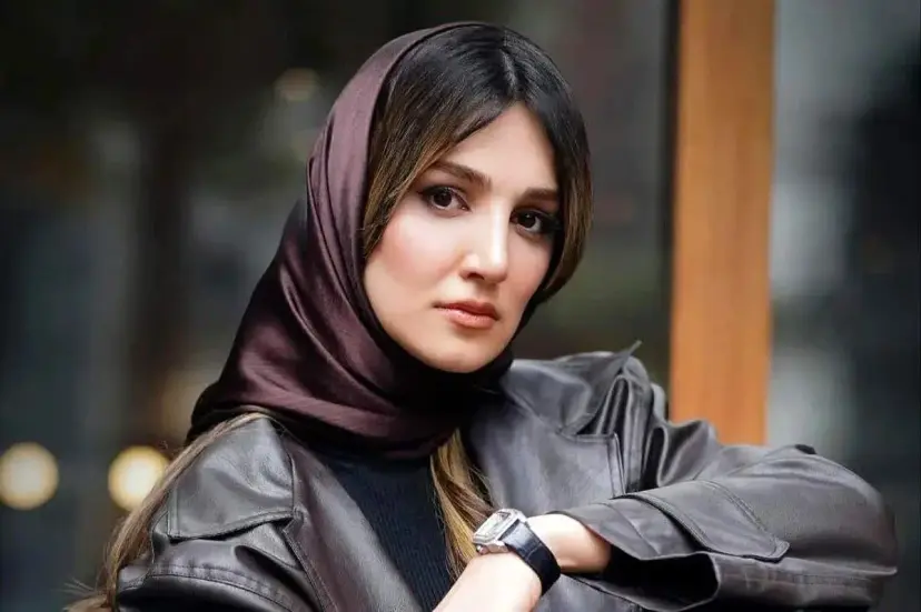 عکس| چهره واقعی زهرا نادری فر خارج از سریال / هوژان سریال ناریا دل همه پسران را برد - تصویر شاخص