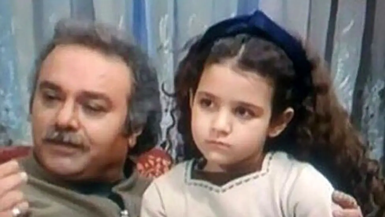 عکس| تغییر چهره روژان آریامنش مهشید در سریال «خوش رکاب» در ۲۶ سالگی؛ تحولی حیرت‌انگیز بعد از دو دهه! - تصویر شاخص